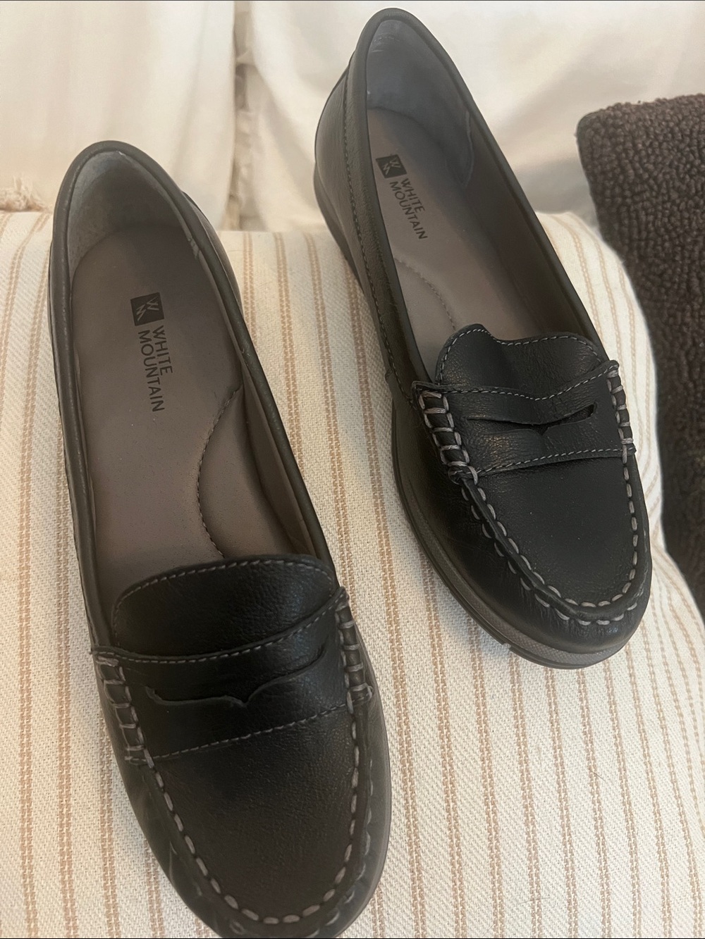 White Mountain Black Penny Loafers with Contrast Stitching